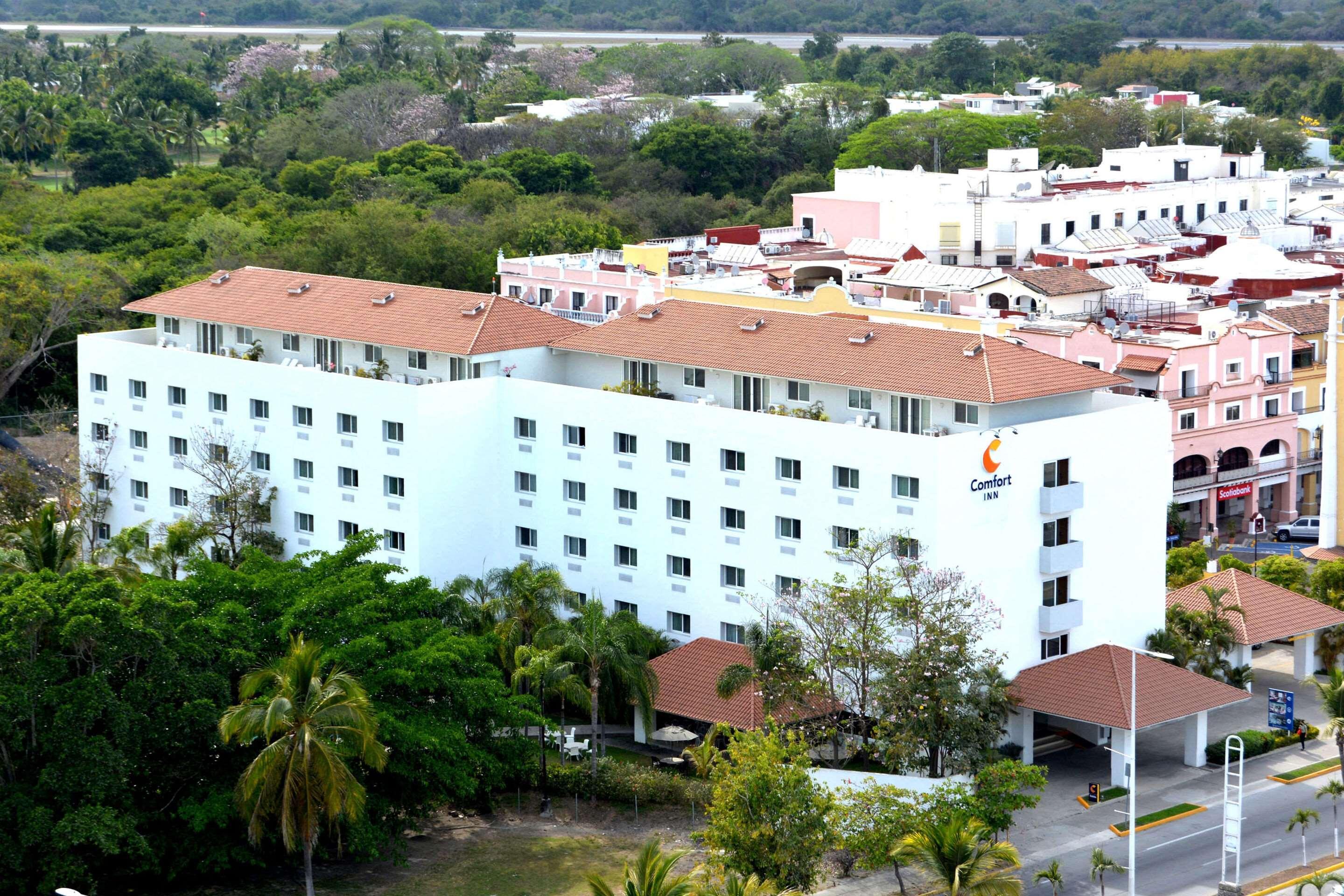 Comfort Inn Puerto Vallarta Esterno foto